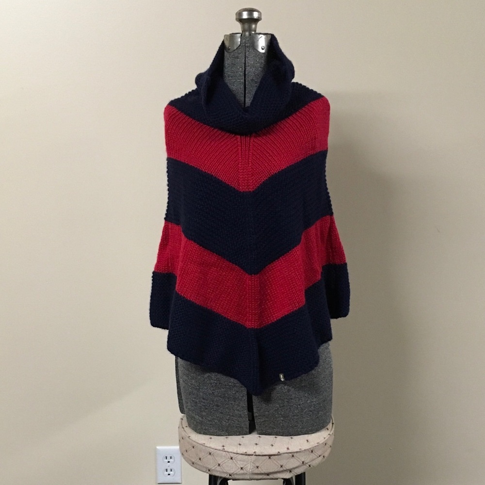 New Sperry One Size Fits Most Red & Navy Pullover Poncho Knit Sweater